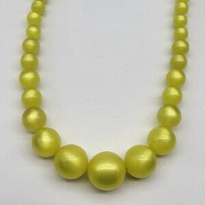 Vintage Golden Yellow Moonglow Beaded Choker Necklace Graduated Lucite Beads